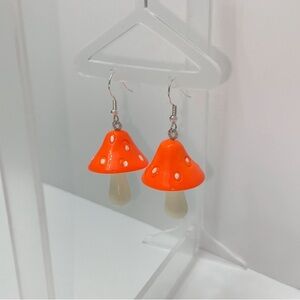 NEW Orange & White Mushrooms Earrings 🍄🧡